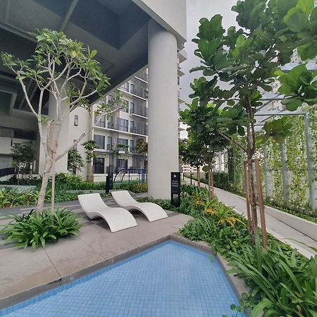 Highpark Suites At Petaling Jaya, Kelana Jaya By Plush Exterior foto