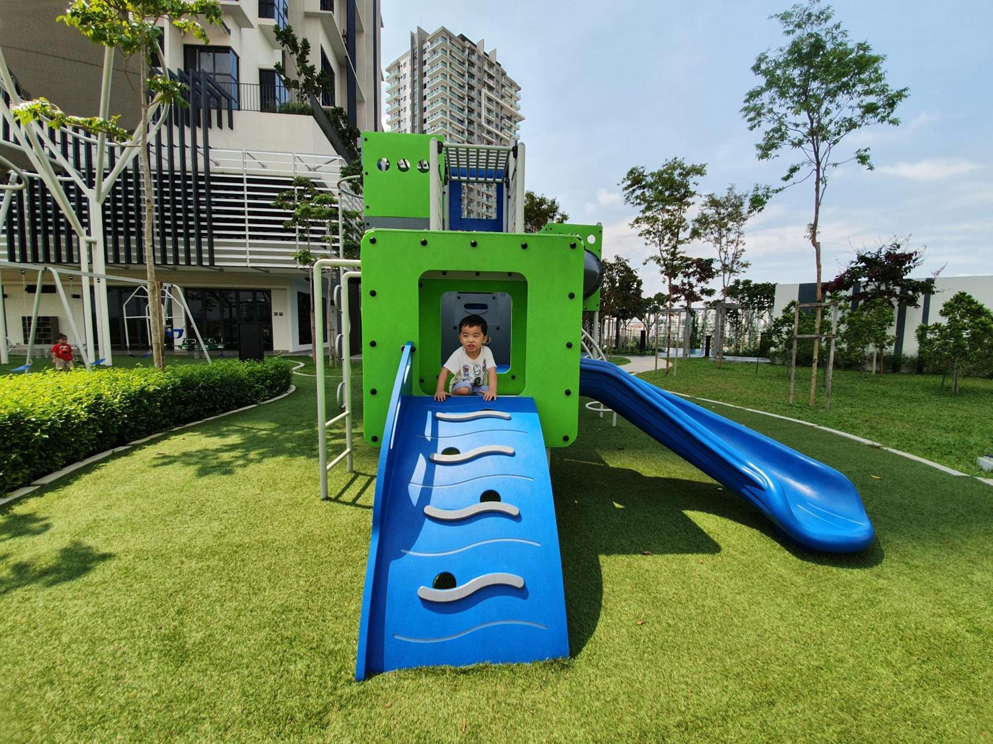Highpark Suites At Petaling Jaya, Kelana Jaya By Plush Exterior foto